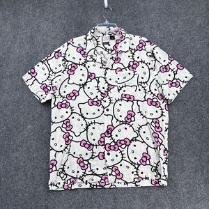 Hello Kitty Sanrio White Graphic Button Up Short Sleeve Shirt Women’s Large